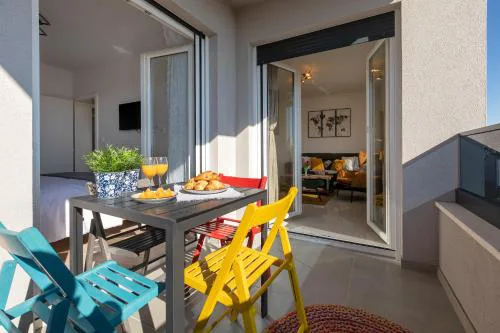 Sunny Island Apartment
