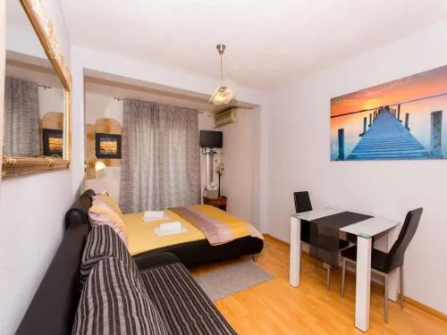 Villa Stil - One Bedroom Apartment with Balcony and Sea View 104 Luxsor