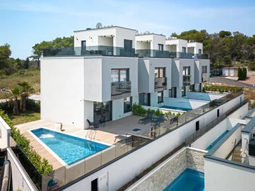 Villas Residence 360