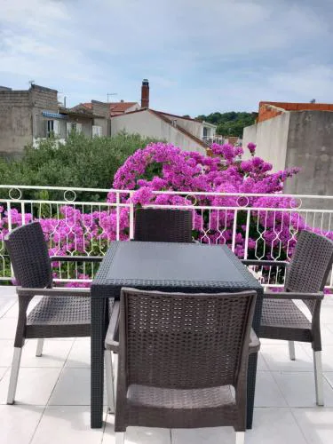 Apartment Mladen
