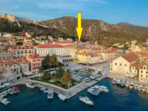 Clock Tower Apartment - ZF Hvar Center