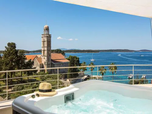 Exclusive Hvar Villa 6 Bedrooms Villa Serenity By The Sea Great Sea Views