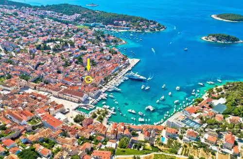 Harbourside Guesthouse Mandina - ZF Hvar
