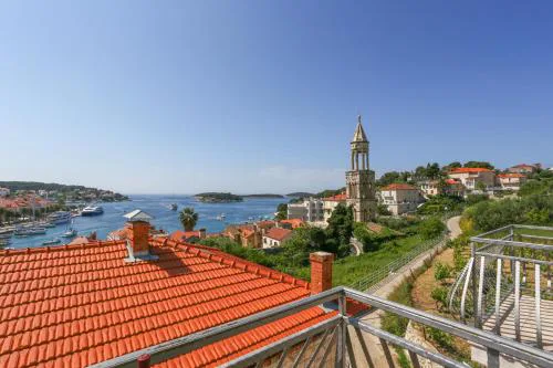 Pina Hvar Seaview Apartment