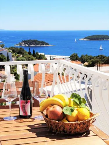 Stella Maris - Penthouse, Hvar