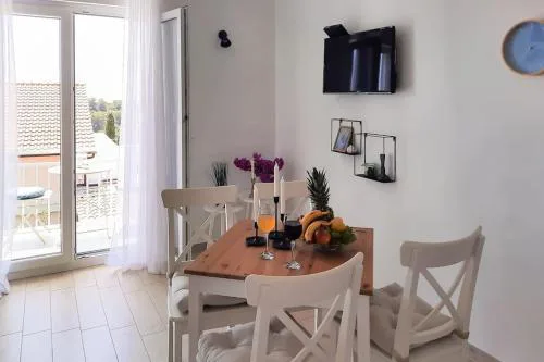 Walk to the Beach from a Cool and Modern Apartment