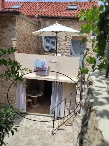 Apartman Kameni zid