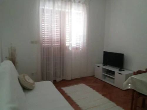 Apartment groundfloor
