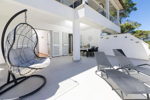 Apartments Dobronic