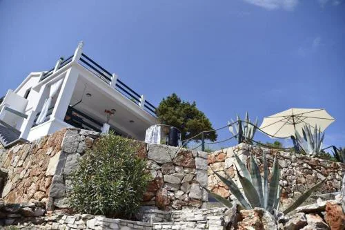 Secluded fisherman's cottage Cove Zecja, Hvar - 13858