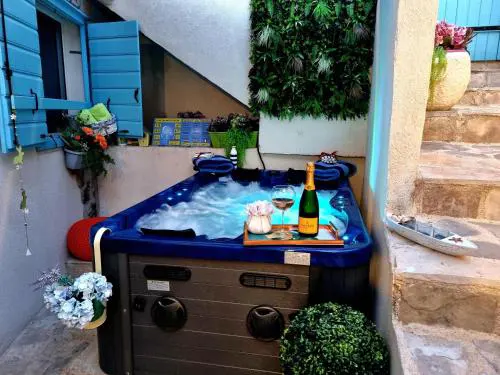 Vila Santa Maria Hvar with jacuzzi