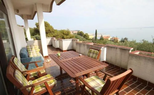 Apartment in Kali with sea view, terrace, air conditioning, WiFi (4230-3)