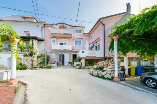 Apartments Antonija