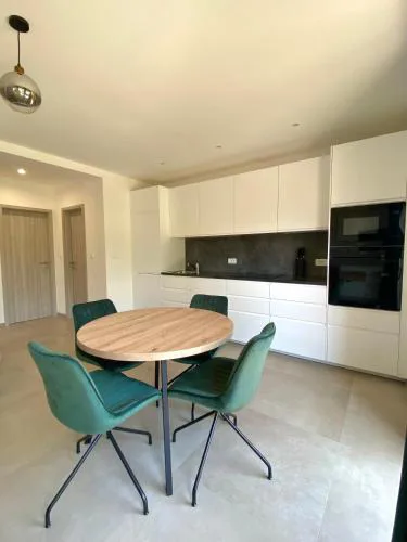Apartmani More