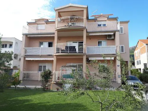 Apartment Aurora