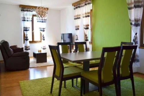 Deluxe Port View Apartment