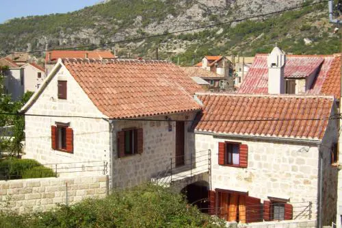 Apartments with parking space Komiza, Vis - 9247