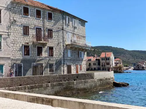 Bucol seaview suites