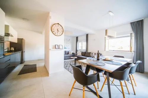 Apartmani Teuta