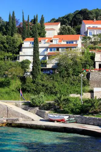 Apartments by the sea Medvinjak, Korcula - 4439