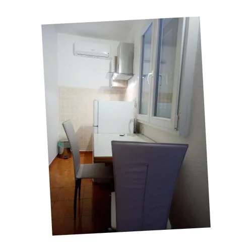considerable investment on comfort NEW request three transport every day with our car for free