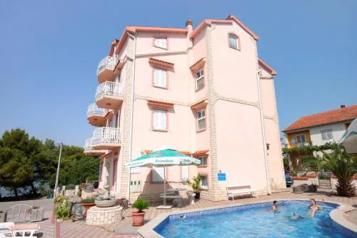 Family-friendly apartments with swimming pool Kraj, Pasman - 334