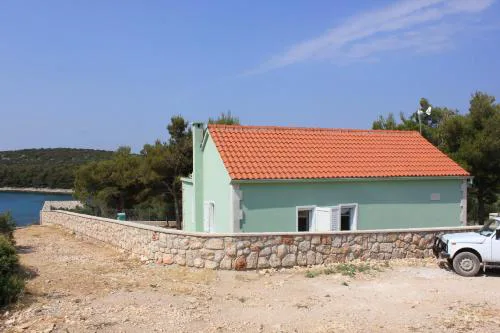 Secluded fisherman's cottage Cove Soline, Pasman - 8326
