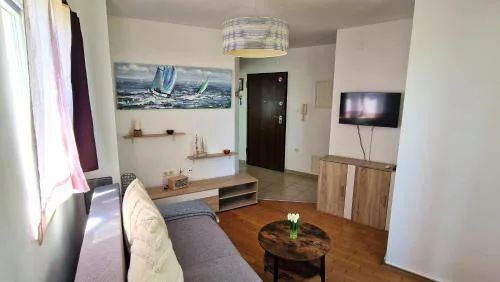Apartment Gary