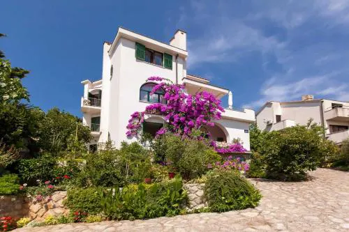 Apartments Delfin