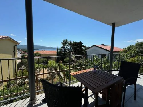 Apartments Goldie in the center of Krk