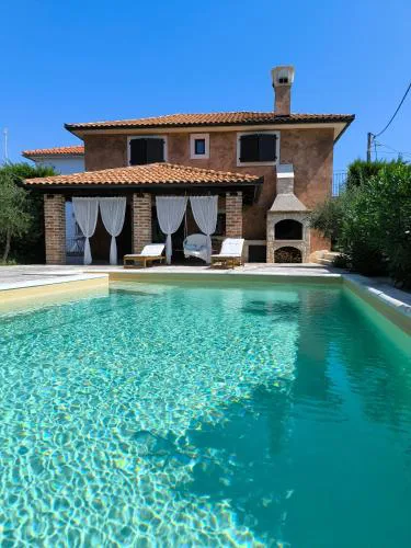 Holiday House Ursa
