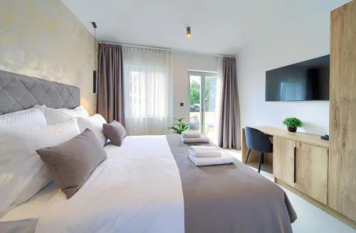 Portella Rooms
