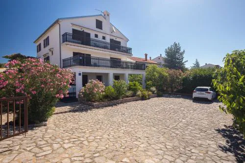 Rooms Miramare