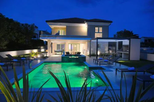 VILLA HELENA