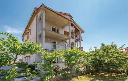 1 Bedroom Beautiful Apartment In Lopar