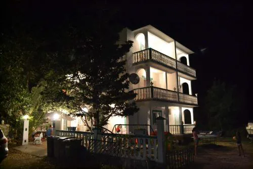 Apartmani Jenny i Tania