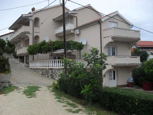Apartments in Lopar - Insel Rab 17728