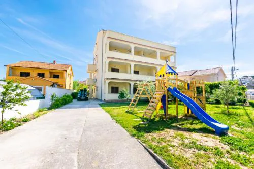 Apartments Ivan i Marija