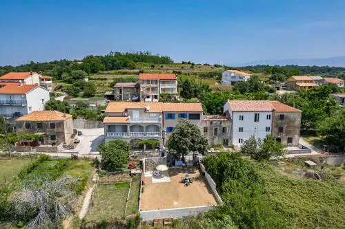 Harmony House Vito - Happy Rentals