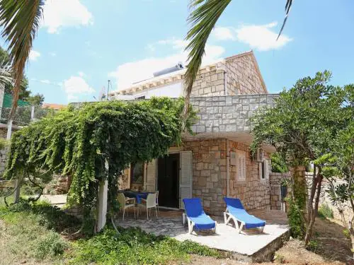 Holiday Home in Lumbarda with Garden
