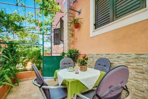 Apartment in Mali Losinj 15007