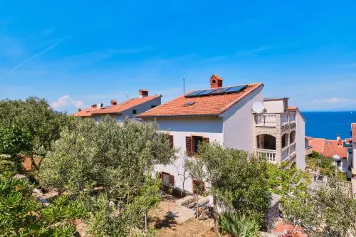 Apartments with a parking space Losinj, Losinj - 23160