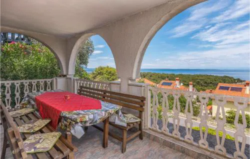 Beautiful Apartment In Mali Losinj