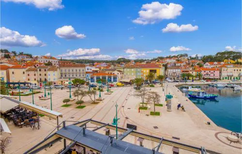 Nice Apartment In Mali Losinj With Wifi