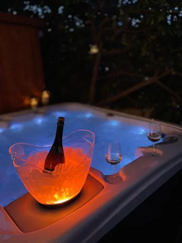 Spa Garden Lounge