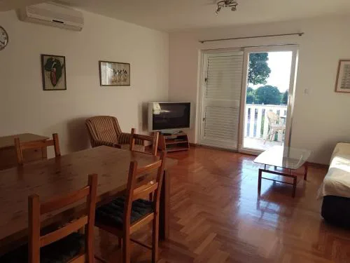Apartment Ana