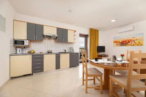 Apartments Kvarner 2