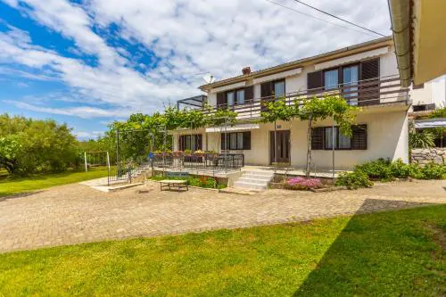 Apartments Mare