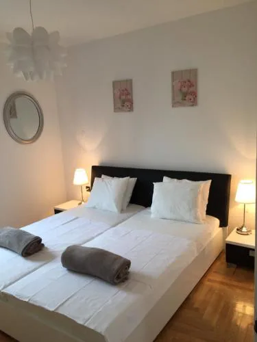 Apartments Papalinna By Moro