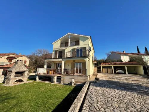 Apartments Pavle